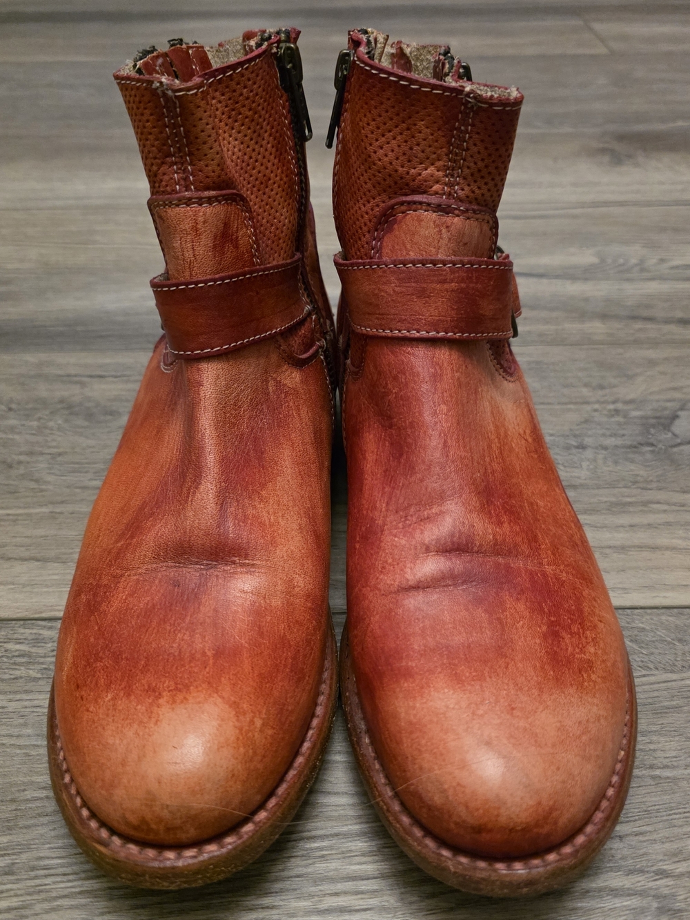 Boots Ankle Bed|Stü BECCA Artisan Leather Ankle Boots – Rare Scarlet/Red Patina - Picture 3 of 9